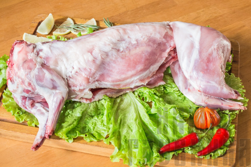 Купить тушку кролика в Москве с доставкой на дом.