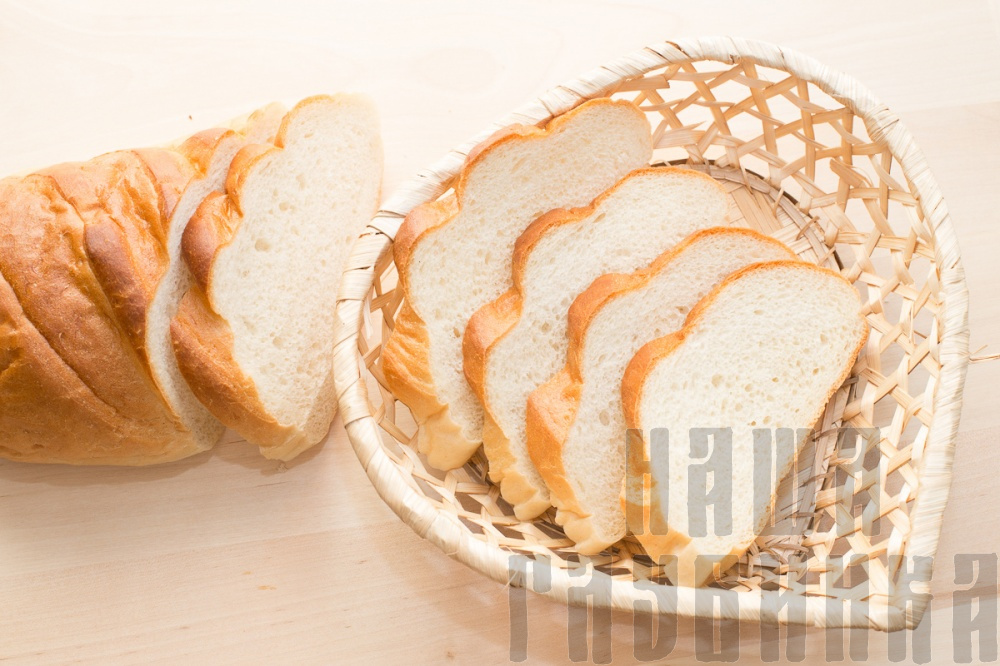 Батон из пекарни