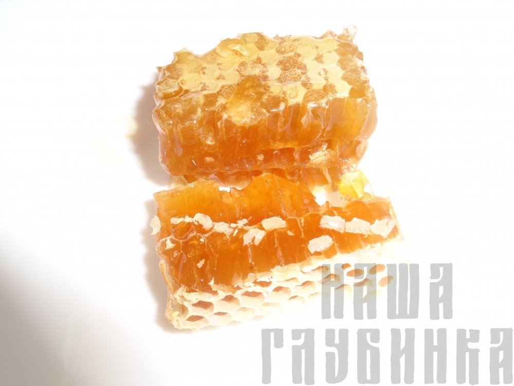 Купить мёд в сотах в Москве с доставкой на дом.